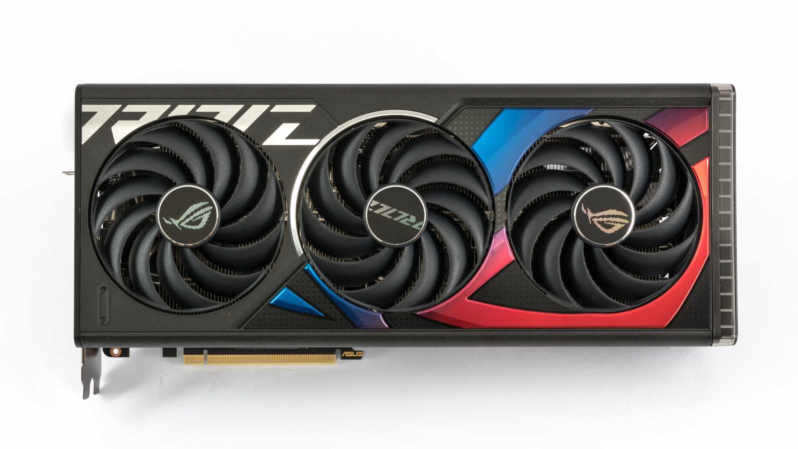 Asus ROG Strix GeForce RTX 4070 Ti OC Ed. O12G: Když vám normální karty nestačí