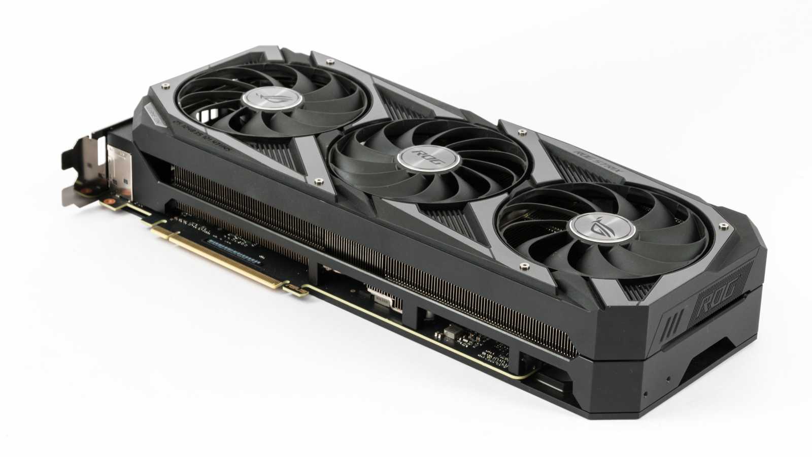 Asus ROG Strix GeForce RTX 3080 O10G v testu