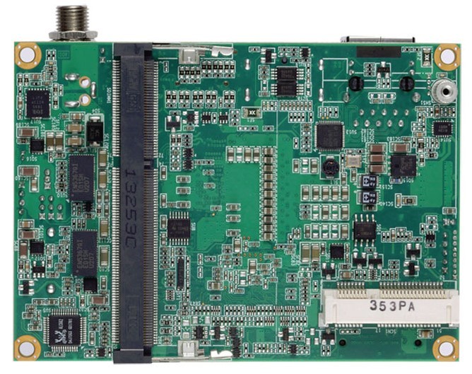 Axiomtek PICO880: Pico-ITX deska s procesory Haswell