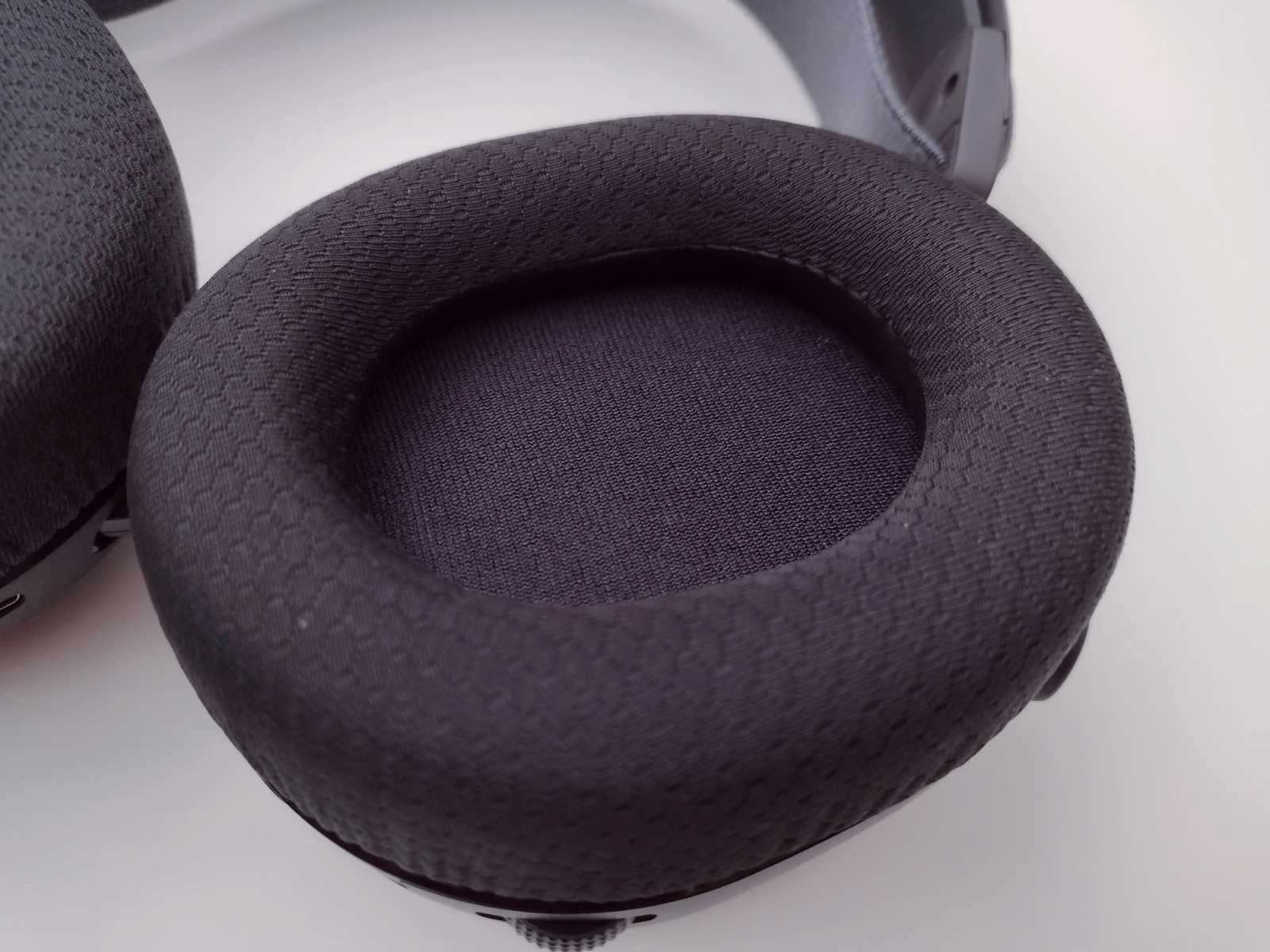 Steelseries Arctis 7+ Wireless – mistr kompatibility a úderného zvuku přichází