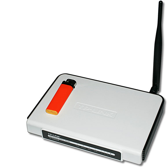 TP-LINK TD-W8900GB: ADSL2+ modem, router a WiFi v jednom