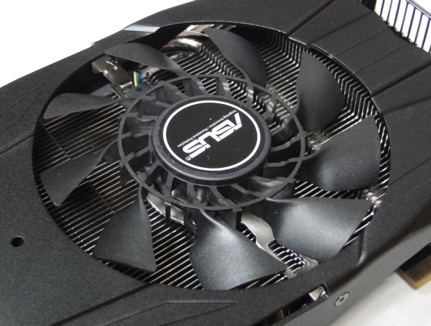 2× Asus: GeForce Poseidon GTX 780 a GTX 780 Ti DC2 OC