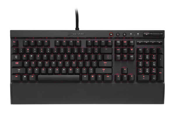 Mechanická herní klávesnice Corsair Vengeance K70 z černého hliníku je na světě