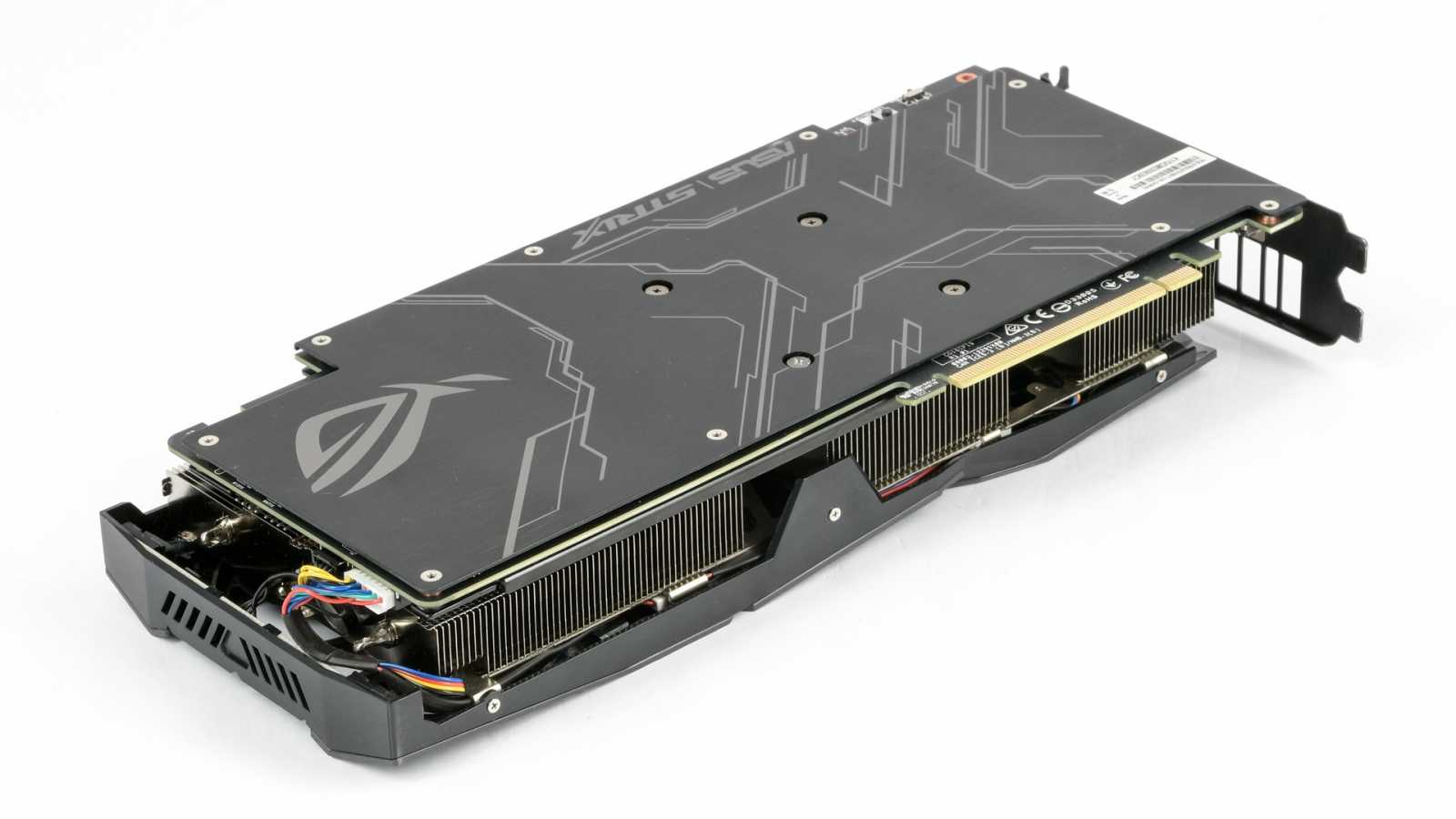 Asus ROG Strix GF GTX 1660 Ti O6G: ve všech ohledech šílená