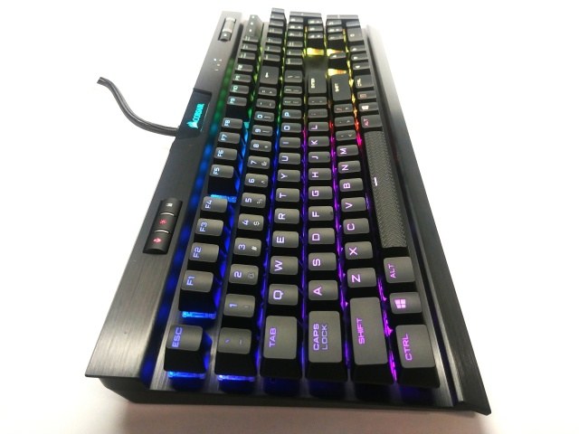 Corsair K70 MK.2: tichá a přitom mechanická