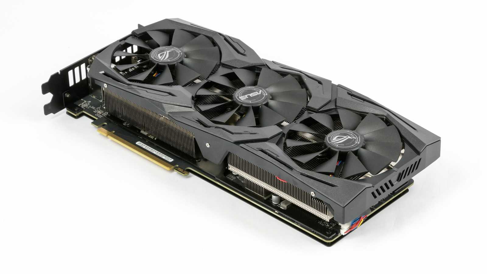 Asus ROG Strix GeForce RTX 2060 O6G Gaming v testu 