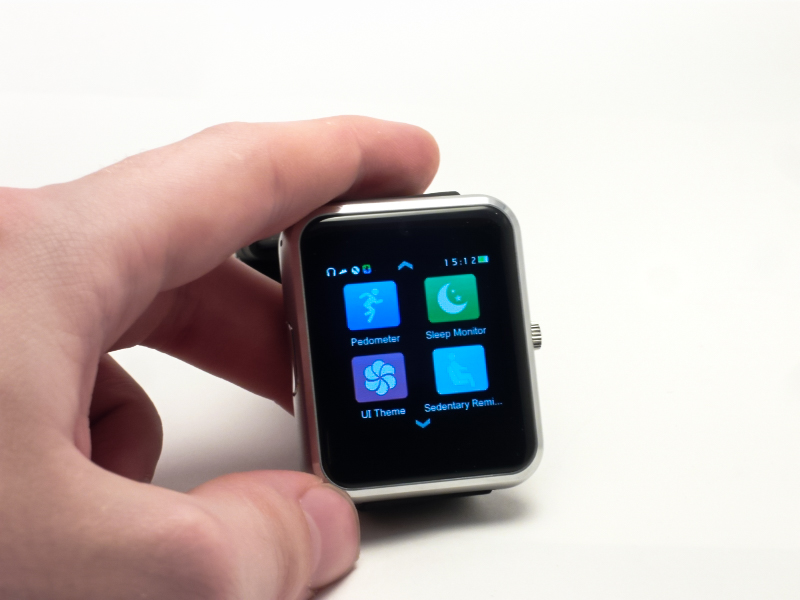 Haier Watch V1: „Apple Watch“ po asijsku a levně