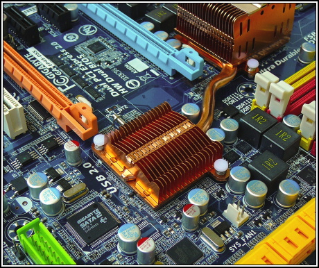 Bleskovka - První pohled na čipset Intel P45 Express