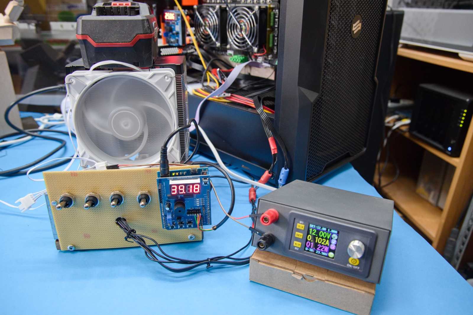 Test výkonných a tichých ventilátorů Arctic s A-RGB podsvícením