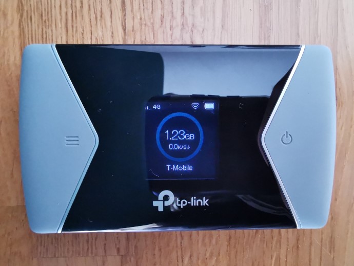 Rychlá data na cesty — LTE modem TP-Link M7450 v testu 