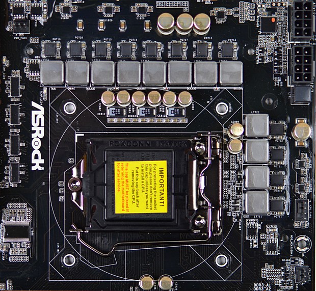 ASRock Z87 Formula OC – první deska s OLED displejem