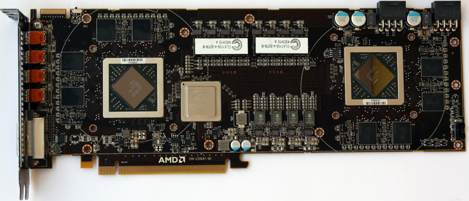 AMD Radeon HD 6990 — dvě jádra a brutální výkon