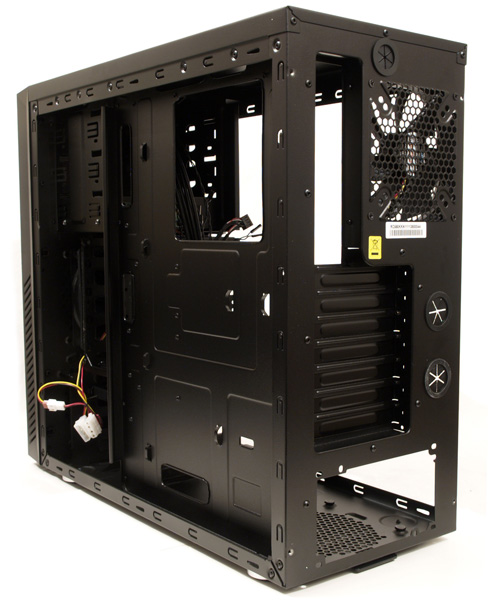 CoolerMaster Silencio 550 – nejlepší case za cenu okolo 1800 Kč