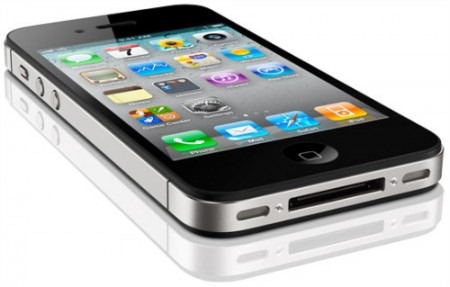 Apple si na září objednal 15 milionů nových iPhonů. Bude uveden i levnější model?