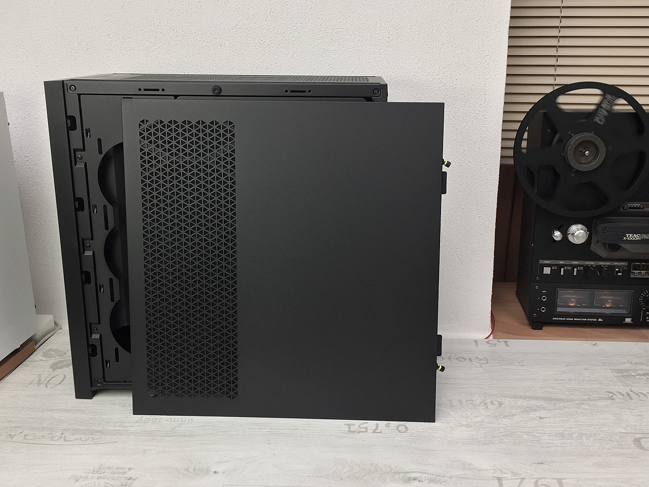 Test skříně Corsair 5000D AIRFLOW – někdo to rád chladné