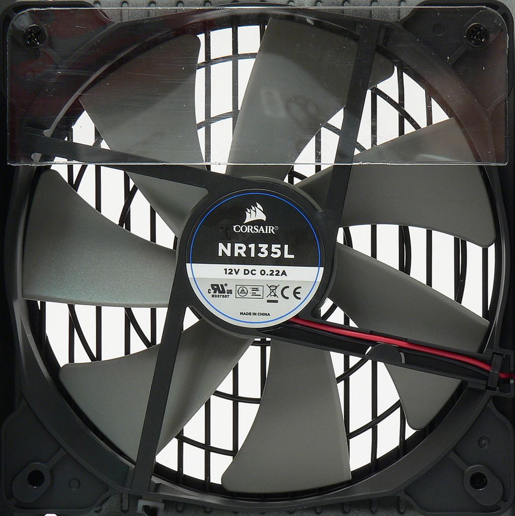 Corsair RM550x: nejnovější semi-pasivní zdroj od CWT 