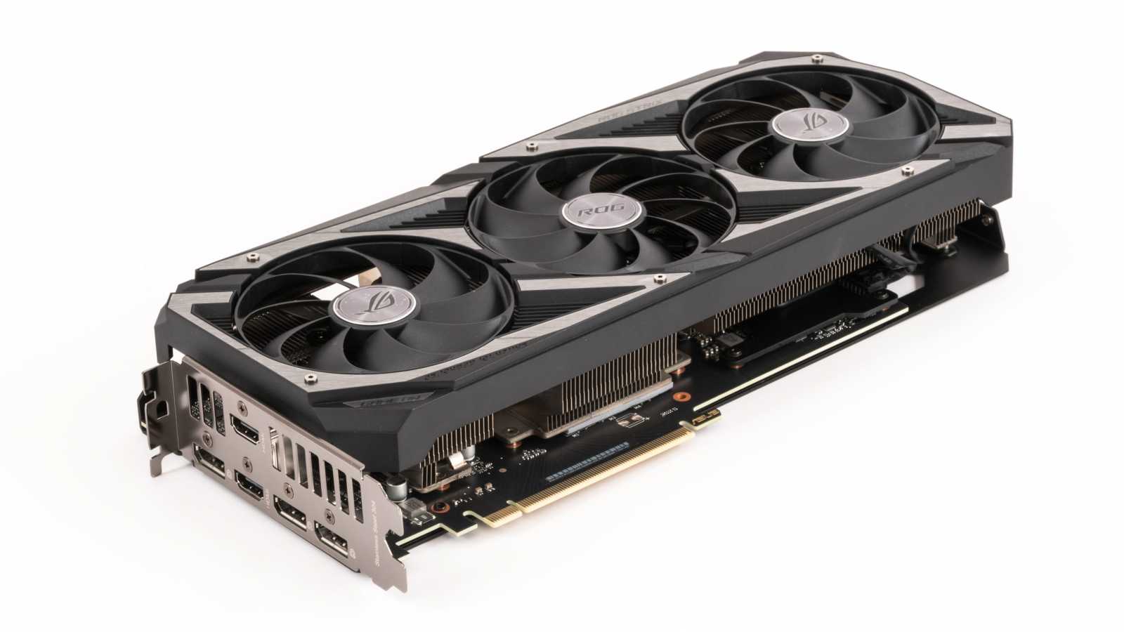 Asus ROG Strix GeForce RTX 3050 OC Edition 8GB: extrémní výbava, extrémní cena