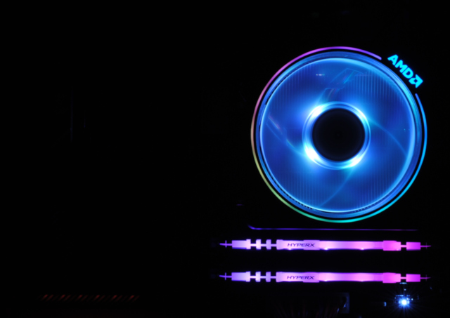 RGB šílenství a paměti HyperX Fury RGB 