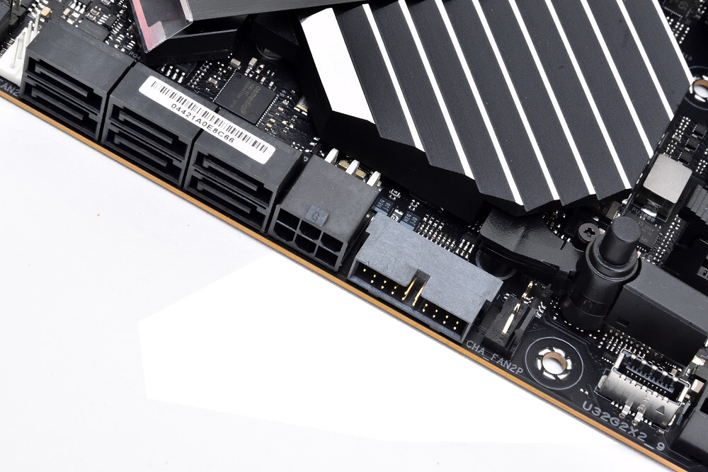 ASUS ROG Maximus Z690 Apex: Jak nastavit a přetaktovat Alder Lake