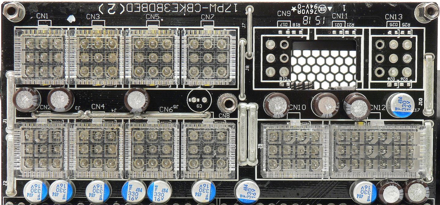 Semi-pasivní Super Flower Leadex Platinum 750 W 