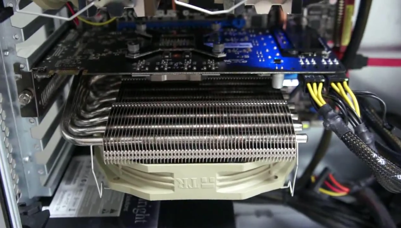 Thermalright Shaman: Furmark s přetaktovanou GTX 460? Žádný problém