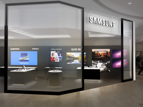 Samsung otevírá novou prodejnu na Smíchově a nabízí slevy na TV a mobily