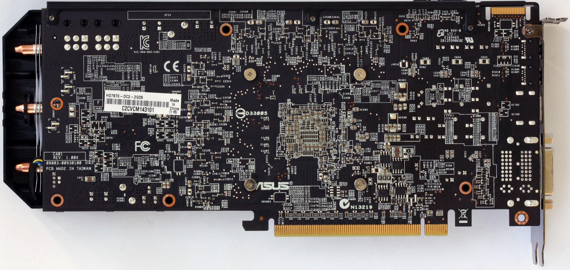 Asus Radeon HD 7850 a 7870 — vyšší ceny bourají tradici