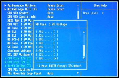 DFI ICFX3200 - T2R/G - Jedinečná základní deska?