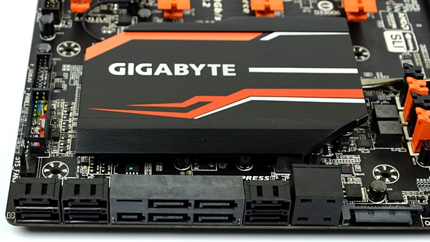 Gigabyte X99-SOC Force, Corsair DDR4 a Core i7-5930K v testu