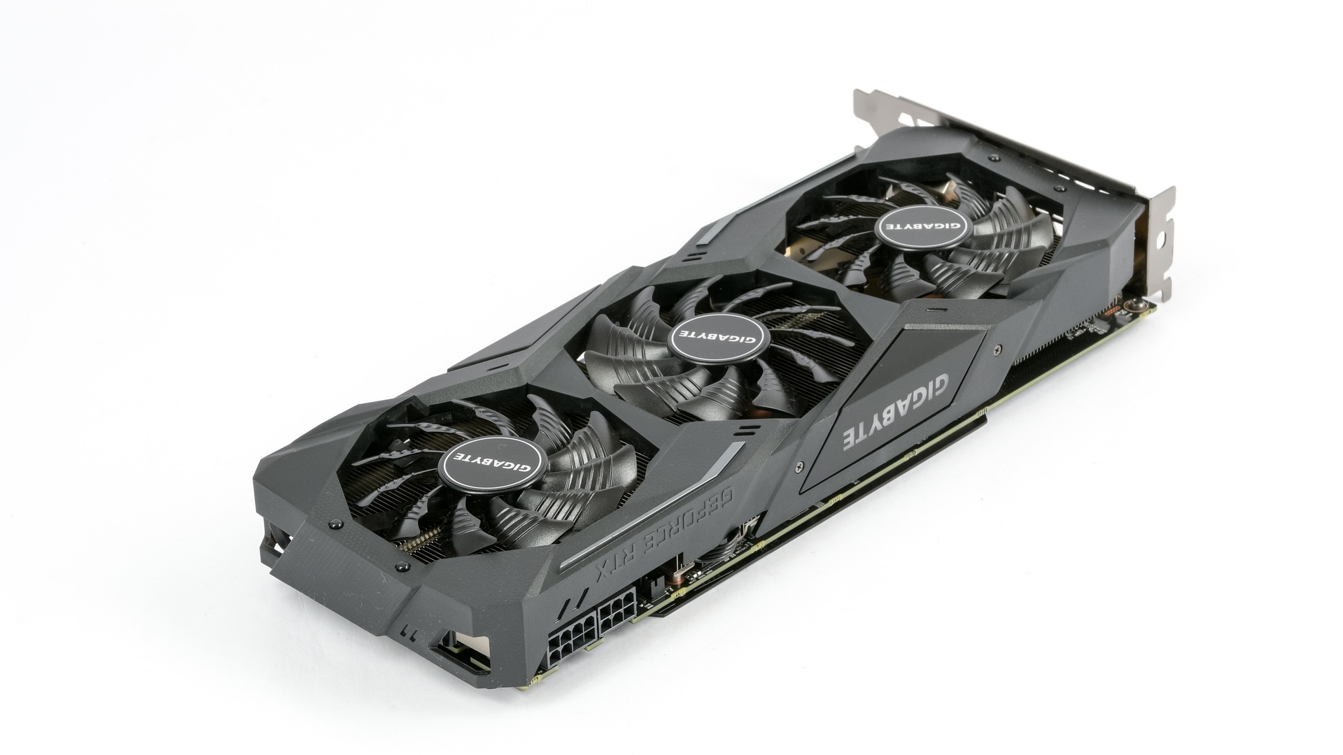 Gigabyte RTX 2070 Windforce 8G: Levně neznamená špatně