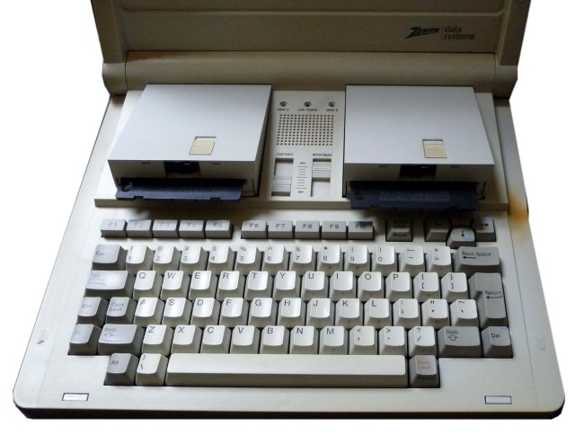 Hledá se nejstarší notebook – soutěž s Alfa Computer