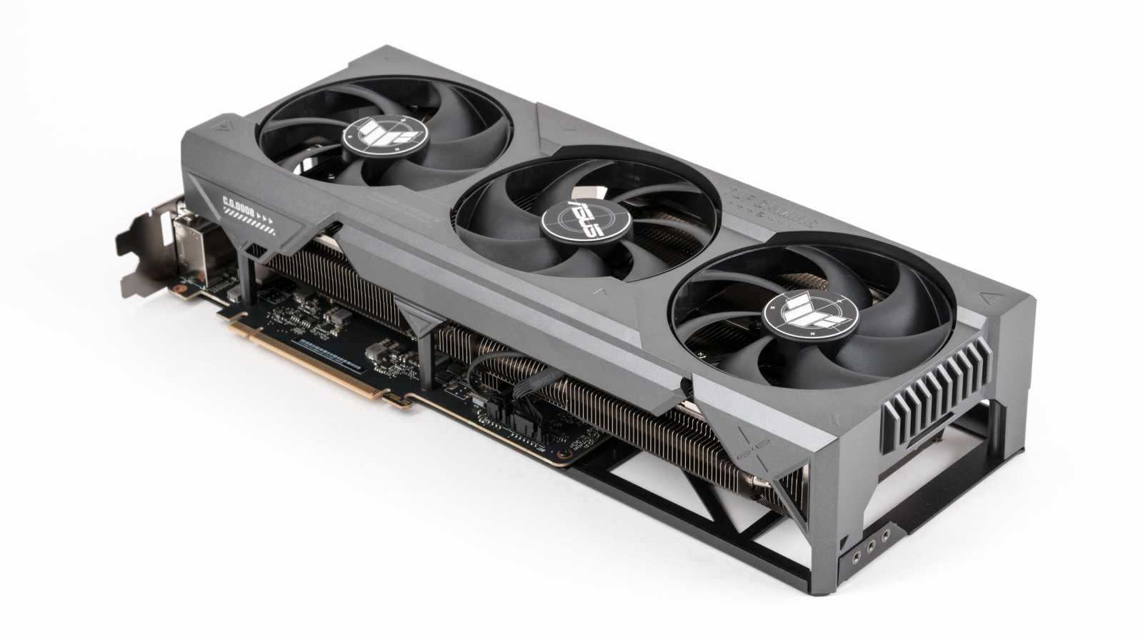 ASUS TUF RTX 4080 Gaming OC Ed. O16G v testu: Špičková karta za děsnou cenu