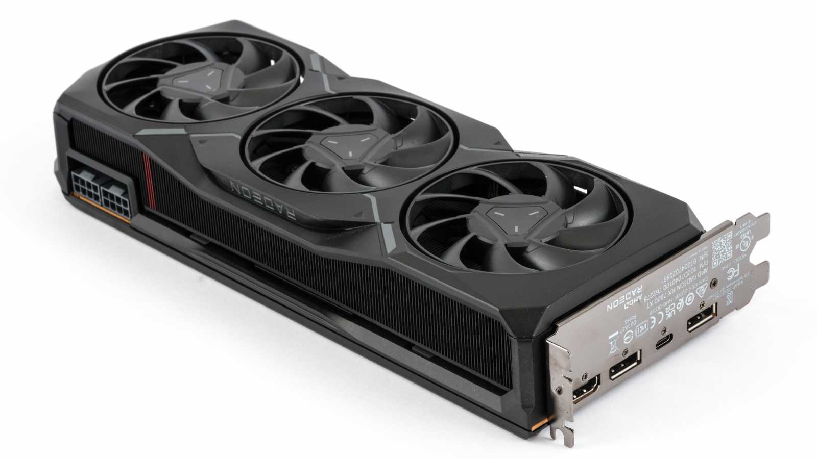 Sapphire Radeon RX 7900 XT: Dobrý základ