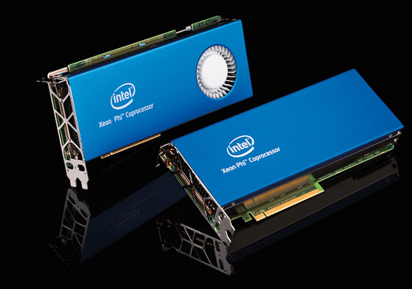 Intel pracuje na high-end procesoru Xeon Phi 7120D se 61 jádry