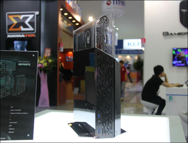 S kompaktní PC skříní DeepCool Nephrite ITX se můžete naplno pochlubit svojí výkonnou grafikou [Computex 2015]