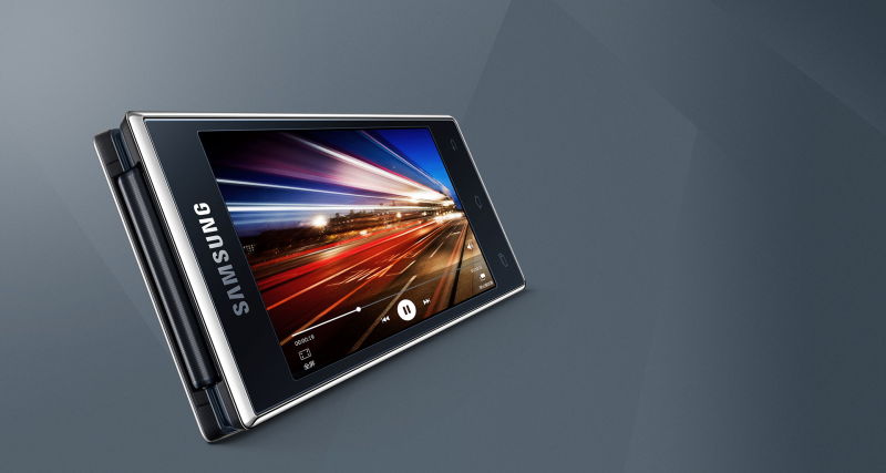 Samsung představil slušně vybavené "véčko" s označením SM-G9198