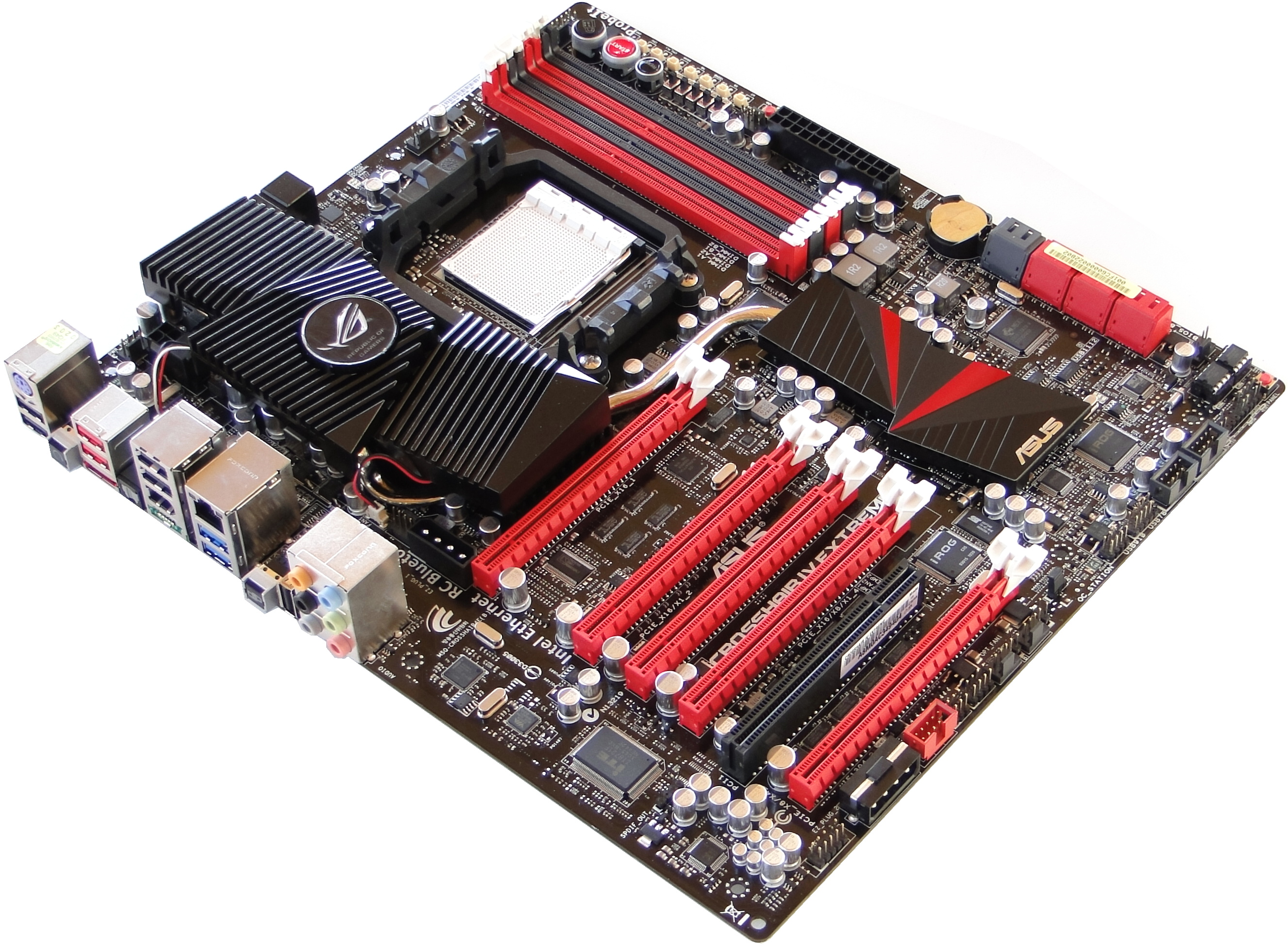 Asus Crosshair IV Extreme – Skutečný luxus pro AMD