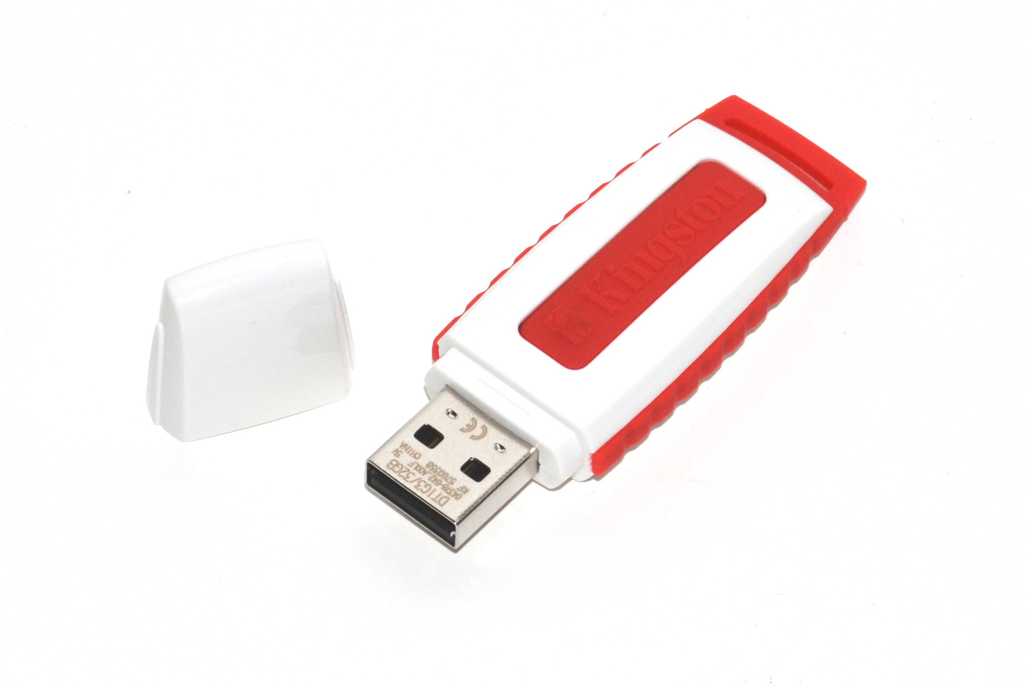 Velké srovnání 32GB flash disků – USB 3.0 dotahují cenou 2.0