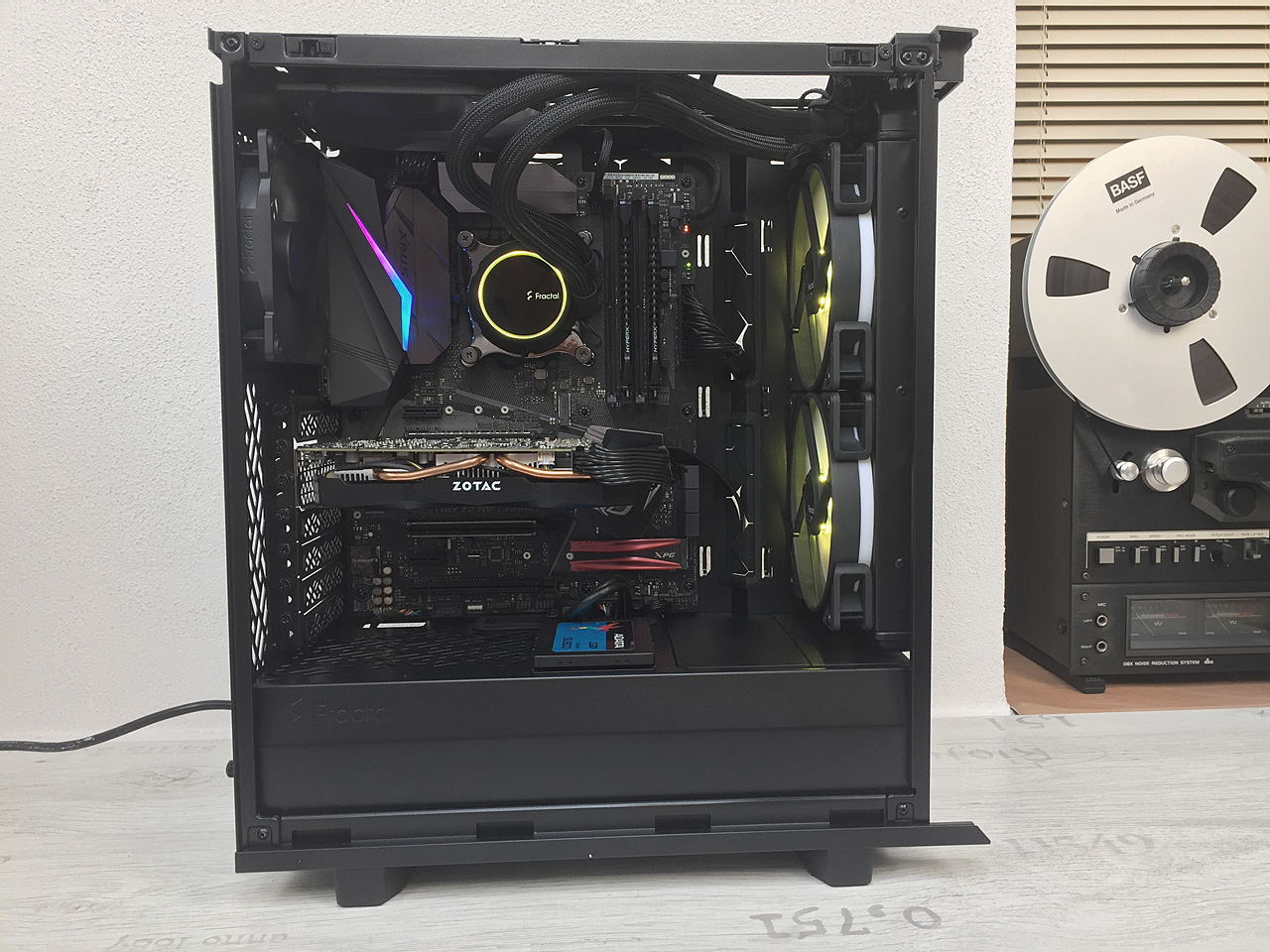 Fractal Design Define 7 Compact – pošleme céčko do penze?