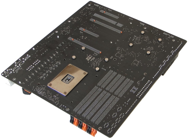 Gigabyte GA-X58A-OC – oranžový ďábel jen pro taktování