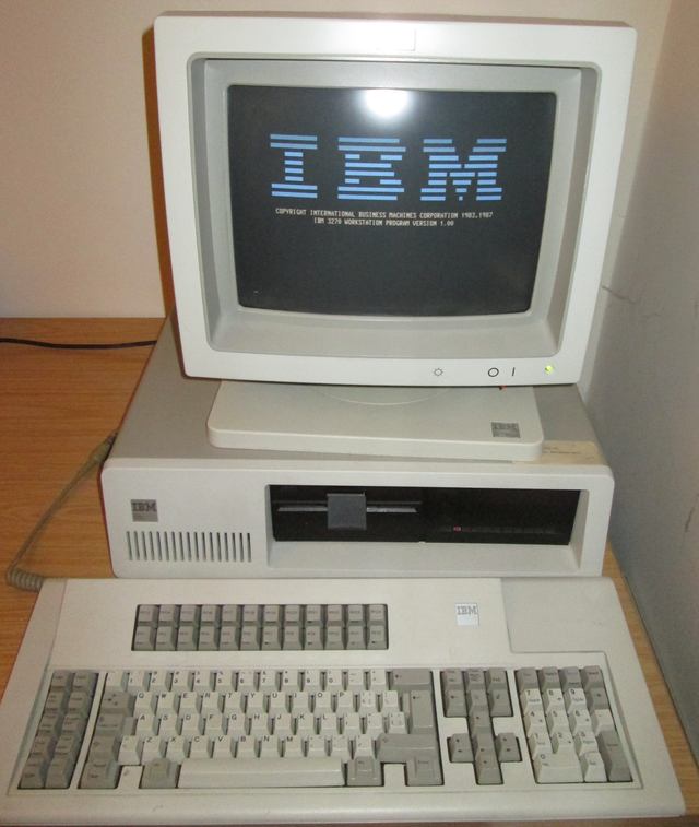"IBM 3270 PC" by HungryHorace - Own work. Licensed under CC BY-SA 3.0 via Wikimedia Commons.