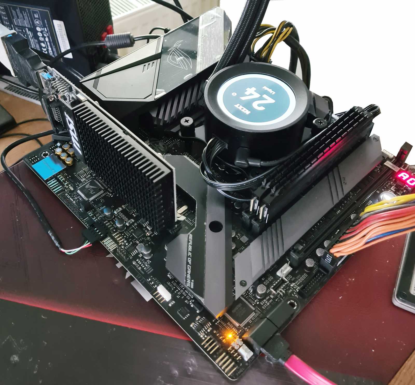 NZXT Kraken Z53 – Nejvýkonnější kompaktní AiO vodník pro procesor