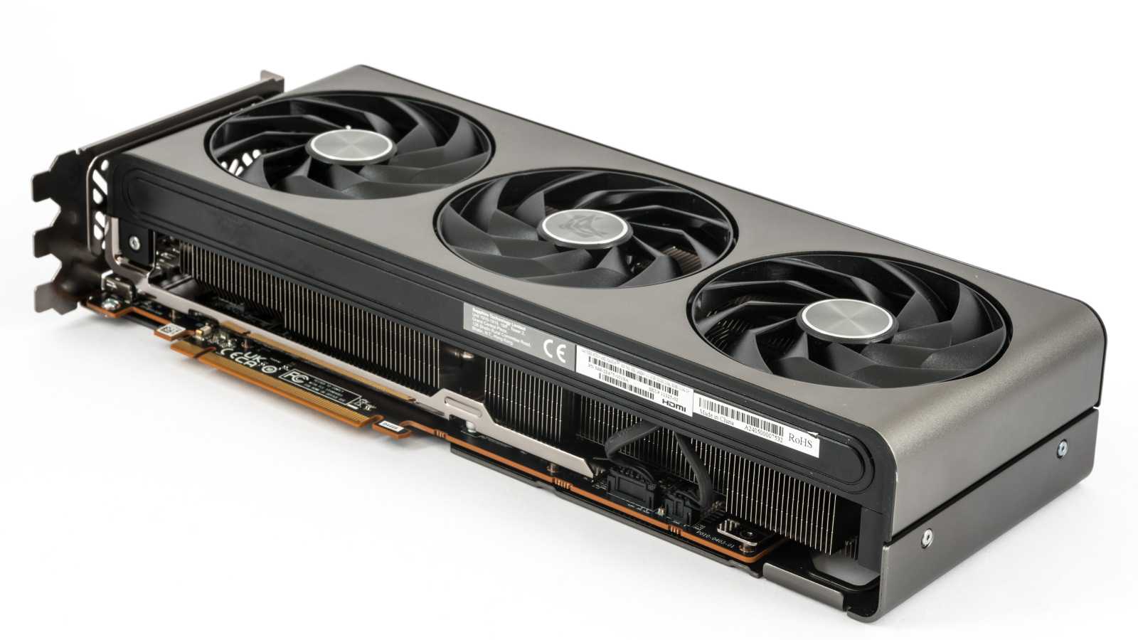 Test Sapphire Nitro+ AMD Radeon 7900 GRE: Skvělá záplata na díru v nabídce AMD