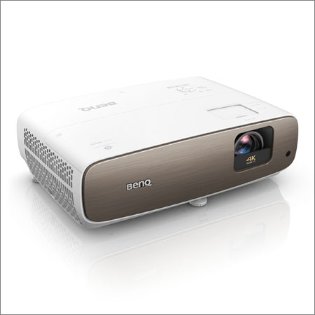 BenQ W2700: 4K projektor s HDR-PRO a DCI-P3