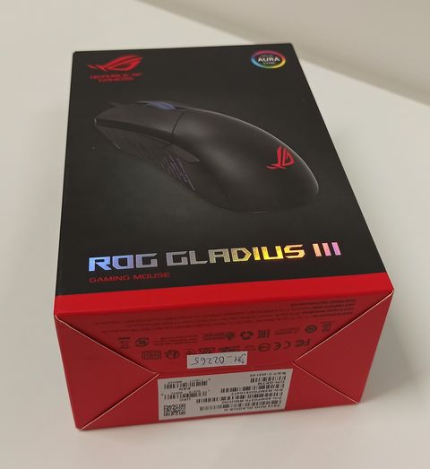 Asus ROG Gladius III - stylová herní myš se super výbavou