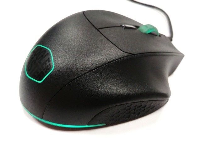 Cooler Master MasterMouse MM520: postavená jako tank