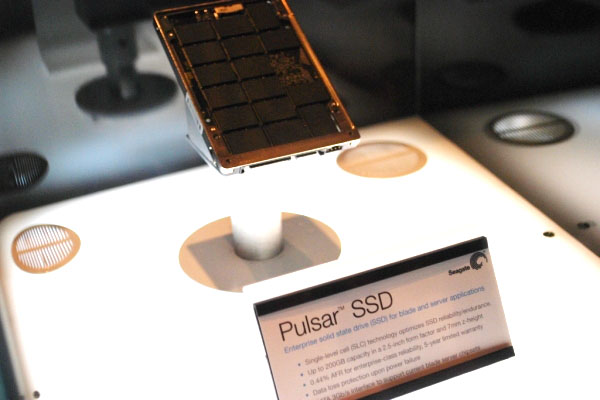 Nové SSD Crucial RealSSD C300 a Seagate Pulsar