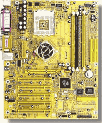 Čipsety na "nože": nForce2 vs. KT600 od Solteku