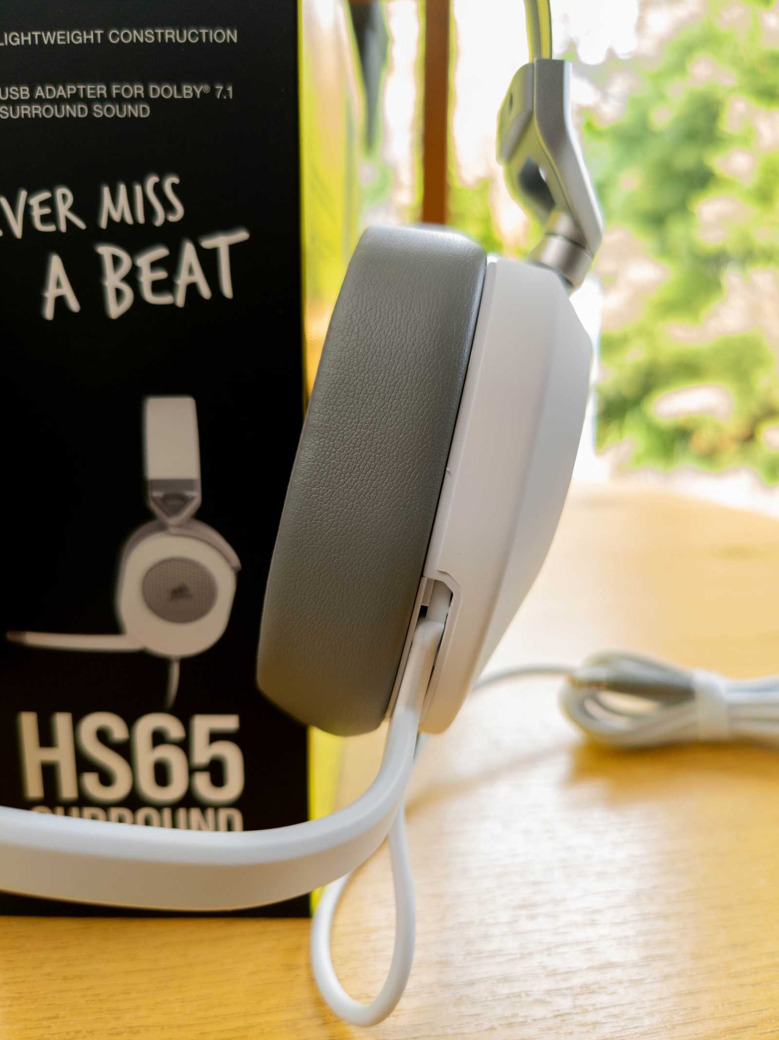 Corsair HS65 Surround: elegantní herní sluchátka s novým ekvalizérem SoundID