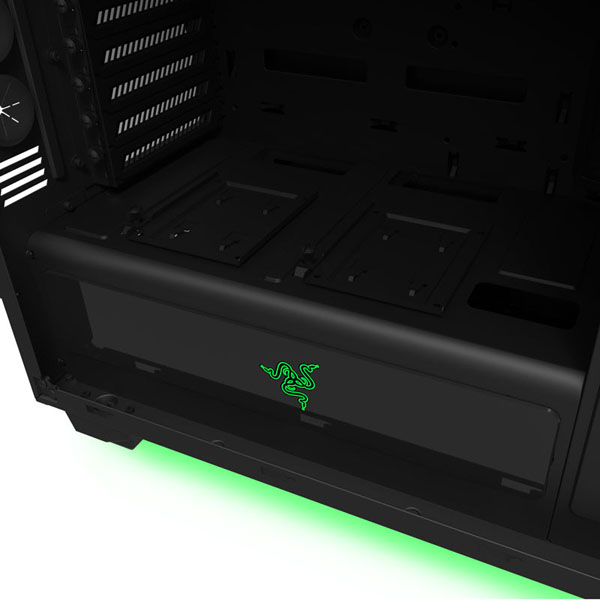 PC kříň NZXT H440 se dočkala nového kabátku ve stylu Razer